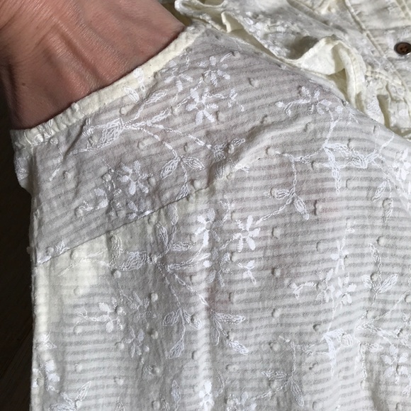 Maeve country inspired blouse - Picture 3 of 9